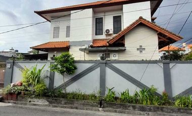 JUAL RUMAH MODERN SIAP HUNI DI TENGAH KOTA DENPASAR