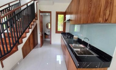 VILLA UBUD FULLY FURNISHED FOR RENT VIEW PADDY FIELD
