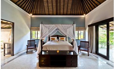 RIVERSIDE COLONIAL VILLAS 4 BEDROOM IN PANTAI PASUT TABANAN