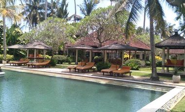 RIVERSIDE COLONIAL VILLAS 4 BEDROOM IN PANTAI PASUT TABANAN