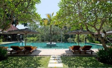 RIVERSIDE COLONIAL VILLAS 4 BEDROOM IN PANTAI PASUT TABANAN