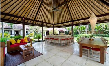 RIVERSIDE COLONIAL VILLAS 4 BEDROOM IN PANTAI PASUT TABANAN