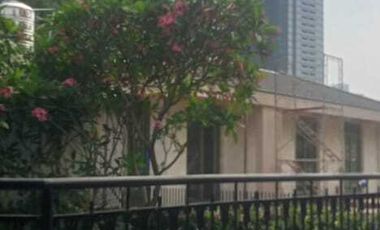 Rumah Luas Nyaman Kawasan Elit Strategis Jl.Kertanegara Kebayoran Baru