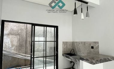 Jual rumah baru 2 lantai siap huni strategis di Cluster Panyileukan