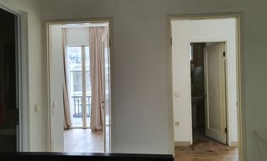 Disewakan Rumah Cantik Murah Rapi di Green Mansion Siap Huni Luas 8x15