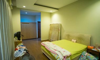 Rumah Rapi di Taman Surya 5 Siap Huni Posisi Hoek