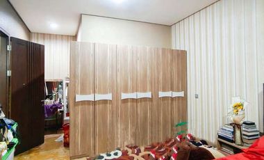 Dijual Rumah Cantik 2 LT Siap Huni Ada Balkon di Neo Permata Bintaro