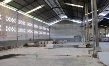 BANGUNAN EX PABRIK LUAS BESAR DI RAYA GADING PASURUAN