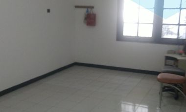Dijual Rumah di Bronggalan