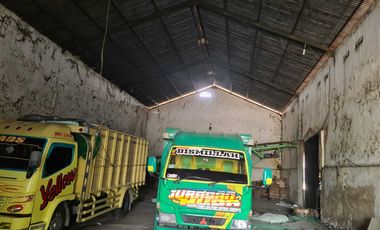 Dijual Gudang di Jombang Termasuk Jembatan Timbangnya