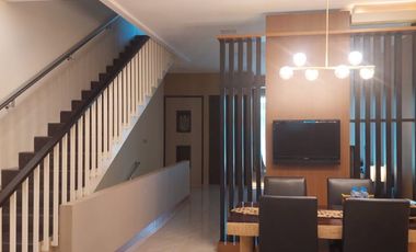 Jual  Murah Town House Jalan Gunung Batu Pasteur 10 menit Tol dkt Setra Duta Maranatha