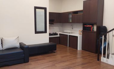 Jual  Murah Town House Jalan Gunung Batu Pasteur 10 menit Tol dkt Setra Duta Maranatha