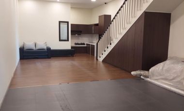 Jual  Murah Town House Jalan Gunung Batu Pasteur 10 menit Tol dkt Setra Duta Maranatha