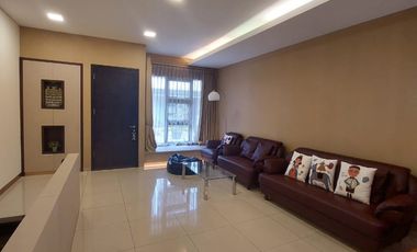 Jual  Murah Town House Jalan Gunung Batu Pasteur 10 menit Tol dkt Setra Duta Maranatha