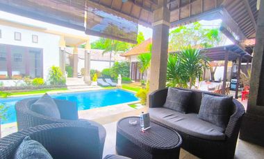 Villa Strategis Jalan Kaki Ke Pantai di Tanjung Benoa Nusa Dua Bali