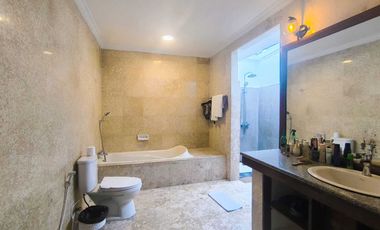 Villa Strategis Jalan Kaki Ke Pantai di Tanjung Benoa Nusa Dua Bali