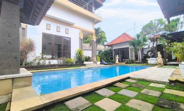 Villa Strategis Jalan Kaki Ke Pantai di Tanjung Benoa Nusa Dua Bali