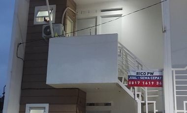 Townhouse ready to move in, neat and clean, can be used as a boarding house