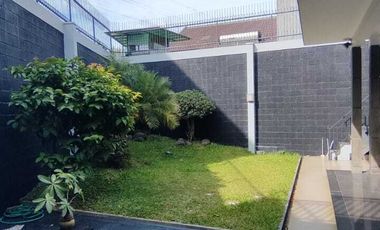 Sewa RUmah Lux di Singgasana Pradana