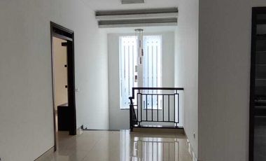 Sewa RUmah Lux di Singgasana Pradana