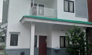 Rumah dijual di Perdagangan Ciledug Tangerang Posisi Huk Bebas Banjir