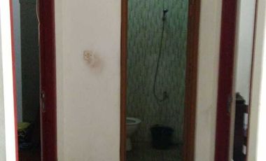 Rumah dijual di Perdagangan Ciledug Tangerang Posisi Huk Bebas Banjir