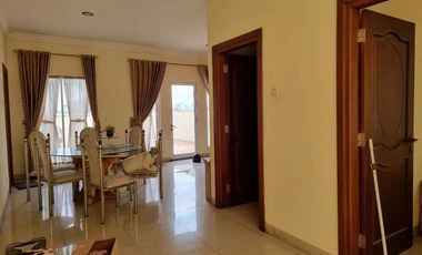 Disewa Rumah Mewah Rapi di Taman Palem Lestari Siap Huni Full Furnish