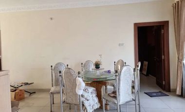 Disewa Rumah Mewah Rapi di Taman Palem Lestari Siap Huni Full Furnish