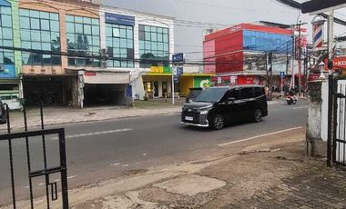 DI SEWAKAN TEMPAT USAHA VETERAN RAYA JAKARTA SELATAN