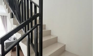 Dijual Rumah dengan Private Pool Setiabudi Regency Bandung