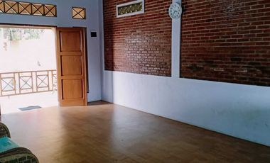 Villa Cozy Sejuk Dan Nyaman dgn view sawah di Wanayasa Purwakarta