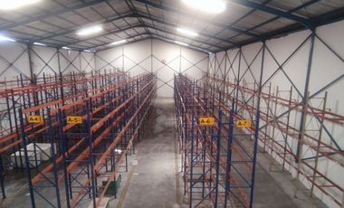 Safe and lock hit tanah