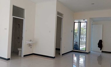 Dijual Rumah di Taman Holis Indah 1