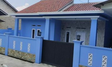 Dijual 2 Unit Toko dan Rumah di Jalan Raya Sukatani  Purwakarta