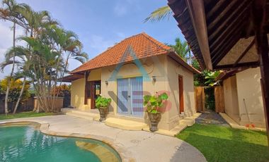 For Rent/sale Villa besar  view sawah jungle kemenuh dekat ubud