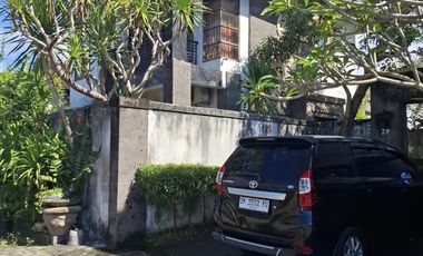 Buc villa 250m2 pool,furnis view sawah elit sekar jepun gatsu dkt mall