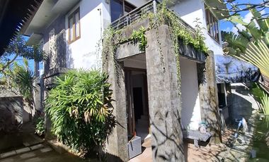 Buc villa 250m2 pool,furnis view sawah elit sekar jepun gatsu dkt mall