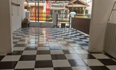 Rumah luas solo kota Laweyan dijual