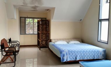 Dijual Segera Villa 2 Lantai di Wisma Coolibah Cimacan