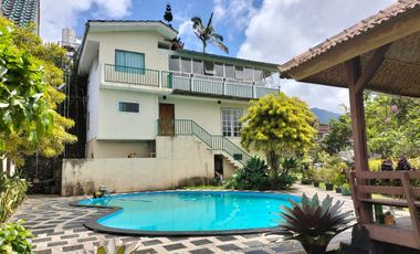 Dijual Segera Villa 2 Lantai di Wisma Coolibah Cimacan