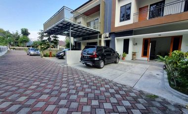 Rumah bagus 2 lantai murah di dekat kampus UII