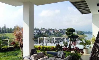 Dijual Rumah di Cluster Candraresmi, Kota Baru Parahyangan