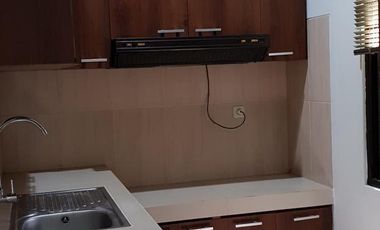 DISEWA RUMAH MINIMALIS SIAP HUNI DALAM TOWNHOUSE CIPETE JAKARTA SELATA