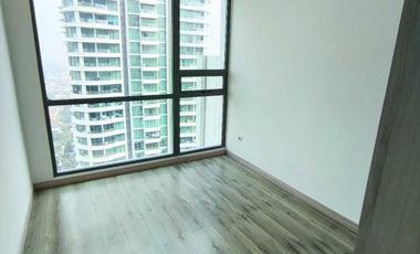 Dijual Apartemen St. Moritz New Ambassador 4BR Brand New