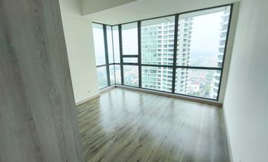 Dijual Apartemen St. Moritz New Ambassador 4BR Brand New