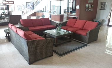 Villa Mewah Asri di Megamendung 3 kilo dari jalan raya Puncak