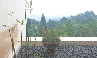 Villa Mewah Asri di Megamendung 3 kilo dari jalan raya Puncak
