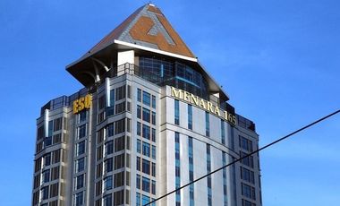 Sewa kantor Furnish 3 meja , Menara 165 Jakarta Selatan