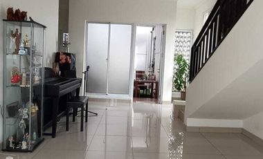 Dijual rumah minimalis siap huni di Sumarecon, cluster Amanda