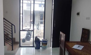 RUMAH BARU MURAH CLUSTER JALAN LEBAR MINIMALIS STRATEGIS DI JAGAKARSA